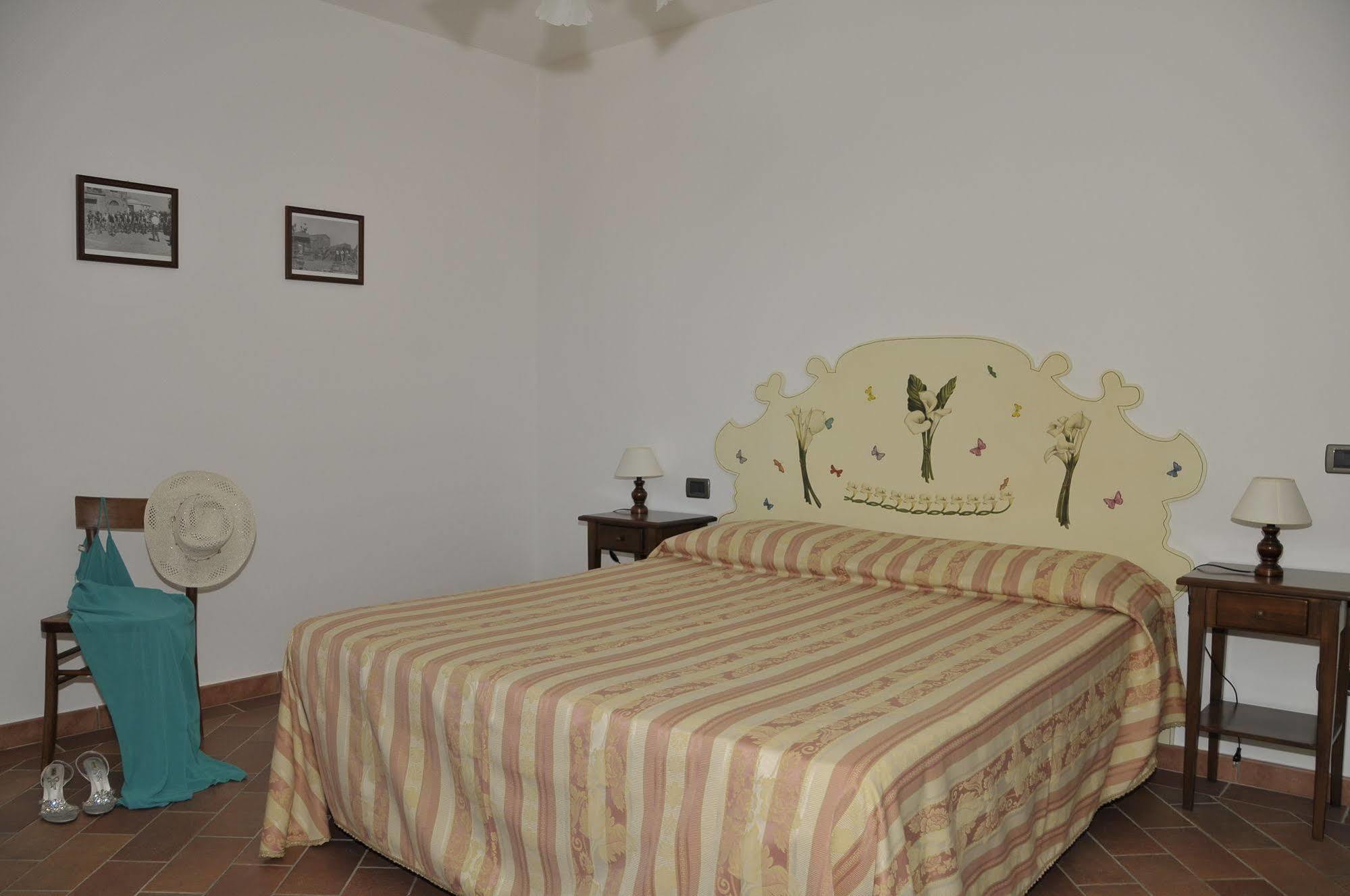 Agriturismo Renai E Monte Gambassi Terme Buitenkant foto