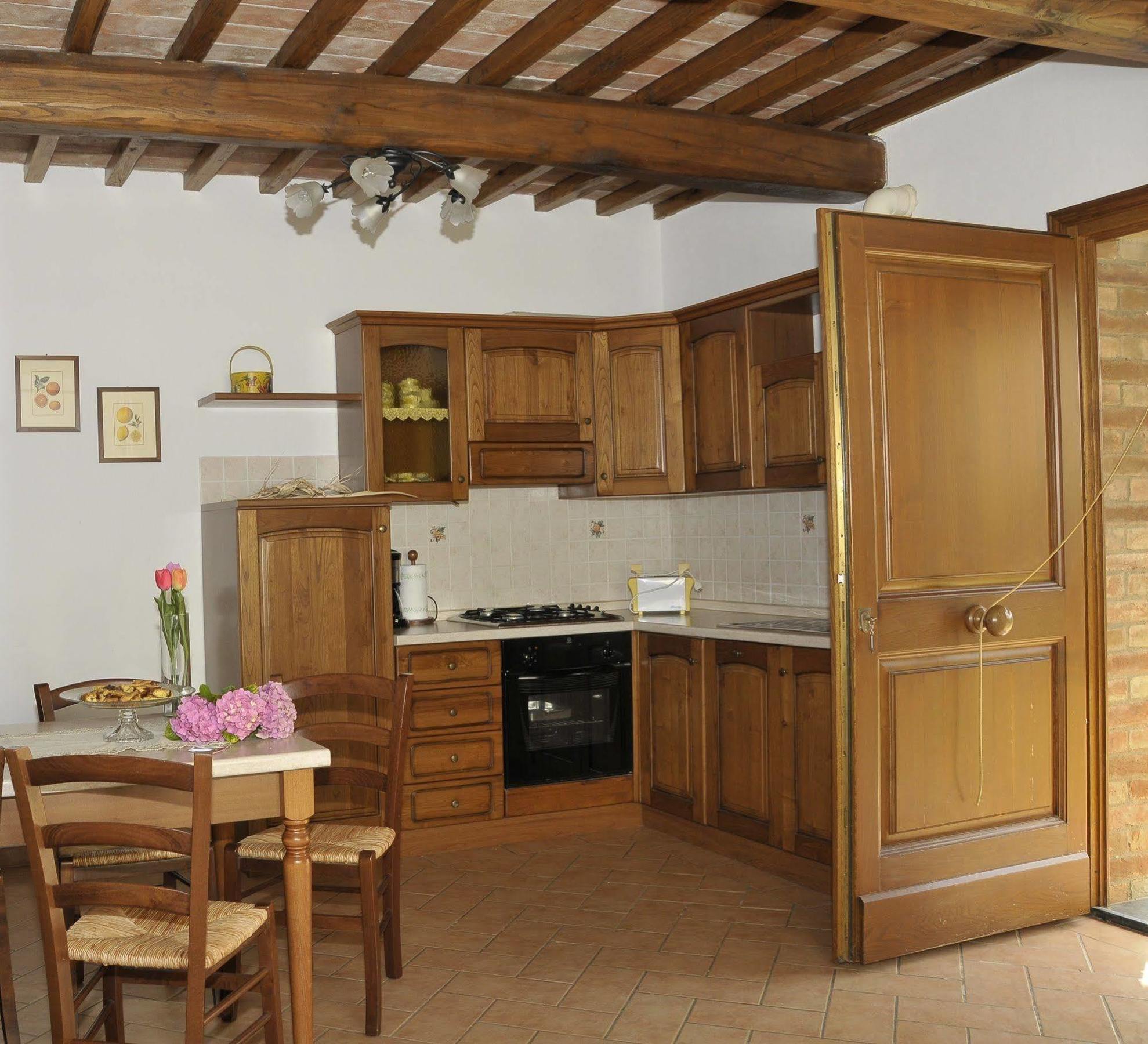 Agriturismo Renai E Monte Gambassi Terme Buitenkant foto